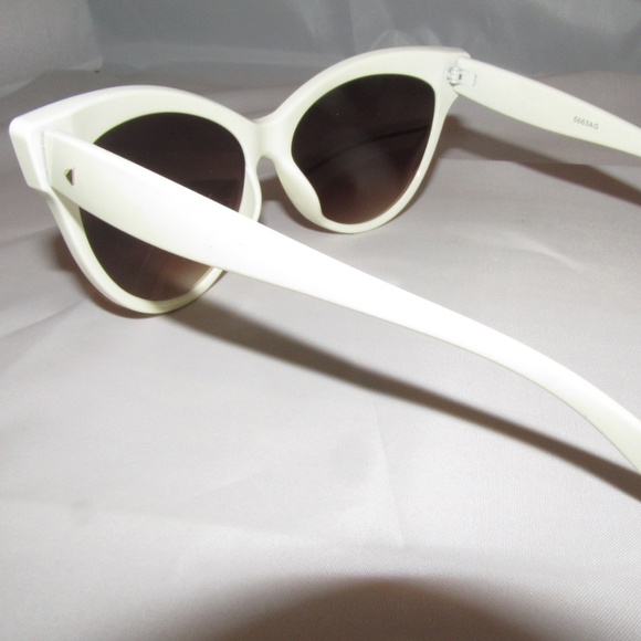 Cat Eye Ladies Sunglasses White UV 400 Brown Lens - Picture 4 of 5